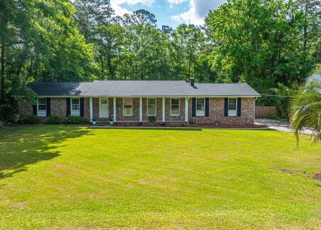 Property at 1621 Wannamaker Ave, Summerville, SC 29485, 3 beds, 2 baths