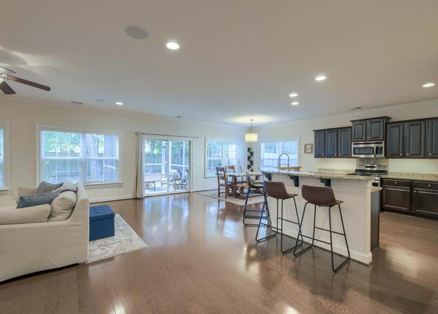 Property at 5318 Natures Color Ln, North Charleston, SC 29418, 4 beds, 3.5 baths