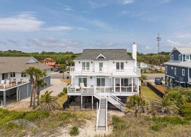 Property at 1404 Palmetto Blvd, Edisto Beach, SC 29438, 6 beds, 6.5 baths