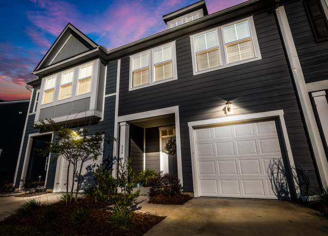 Property at 484 Trotters Ln, Moncks Corner, SC 29461, 3 beds, 2.5 baths