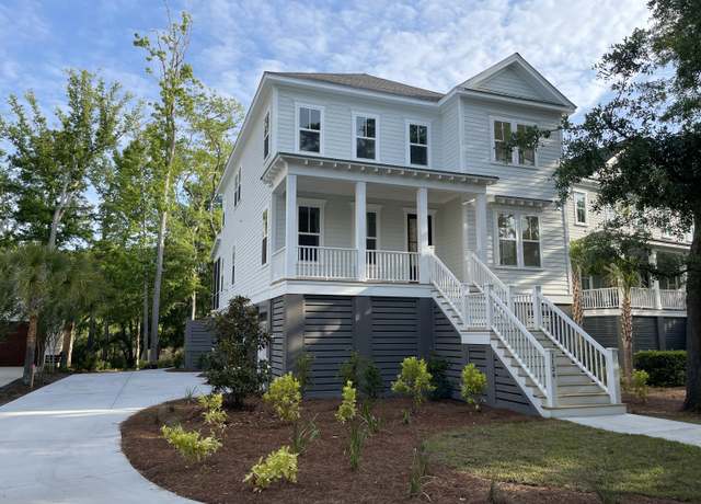 Property at 295 W Coleman Blvd, Mount Pleasant, SC 29464, 5 beds, 4 baths
