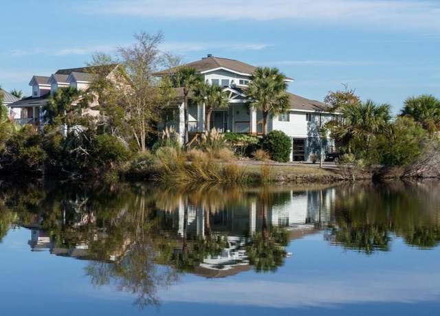 Property at 1 Battery Park Rd, Edisto Island, SC 29438, 4 beds, 3.5 baths