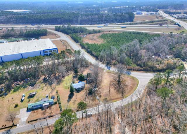 Property at 108 Vineyard Rd, Summerville, SC 29483