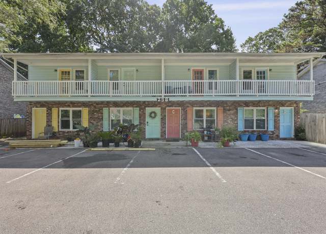 Property at 258 Fleming Rd, Charleston, SC 29412, 8 beds, 6 baths