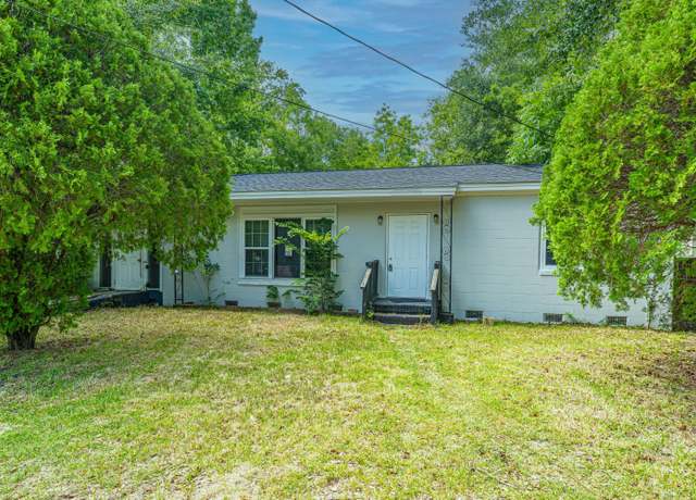 Property at 1612 Evergreen St, Charleston, SC 29407, 3 beds
