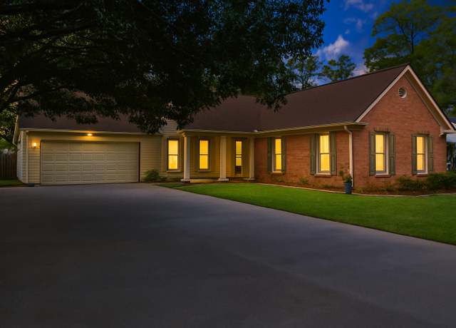 Property at 115 St Awdry St, Summerville, SC 29485, 3 beds, 2 baths
