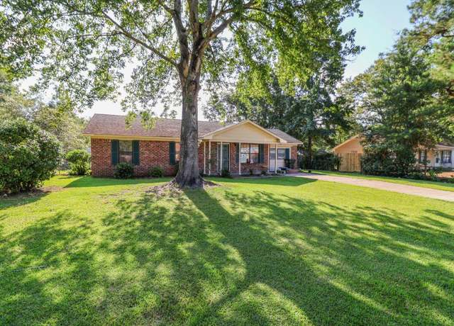 Property at 109 White Pine Ct, Moncks Corner, SC 29461, 4 beds, 1.5 baths