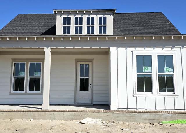 Property at 742 Blueway Ave, Summerville, SC 29486, 3 beds, 2 baths