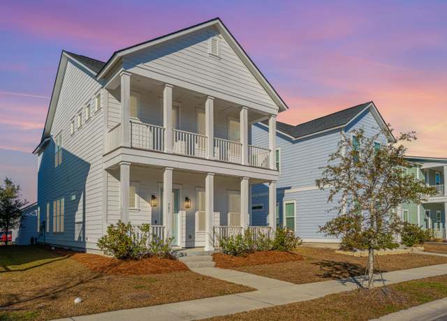 Property at 507 N Commodore Way, Summerville, SC 29483, 4 beds, 3 baths