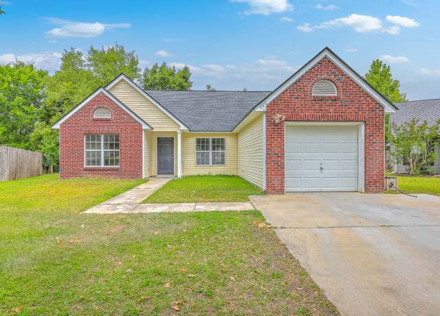 Property at 206 Barnwell St, Summerville, SC 29483, 3 beds, 2 baths