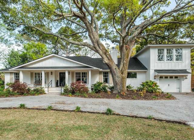Property at 1106 Meadowcroft Ln, Mount Pleasant, SC 29464, 5 beds, 4 baths