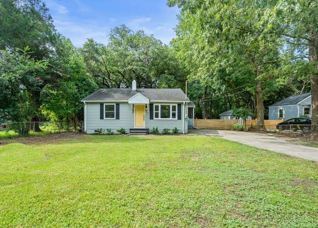 Property at 1343 S Lakeland Dr, North Charleston, SC 29406, 3 beds, 1 bath