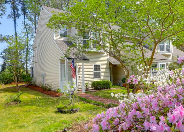 Property at 2 Townpark Ln Unit D, Charleston, SC 29412, 2 beds, 1.5 baths