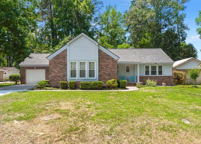 Property at 204 Runnymede Ln, Summerville, SC 29485, 3 beds, 2 baths