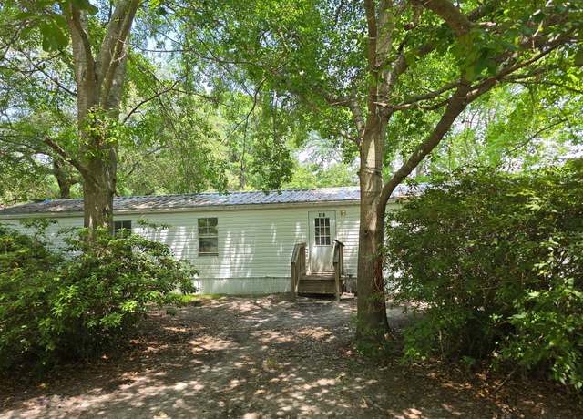 Property at 116 Huger St, Eutawville, SC 29048, 3 beds, 2 baths