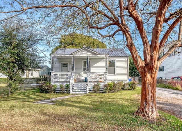 Property at 1328 Cottonwood St, Charleston, SC 29403, 3 beds, 2 baths