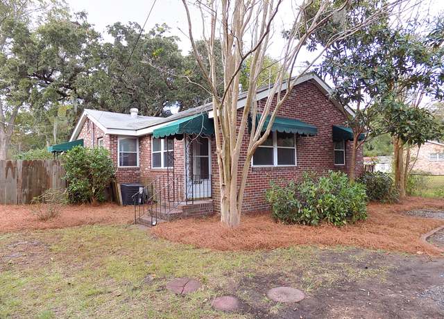 Property at 3034 Maybank Hwy, Johns Island, SC 29455, 2 beds, 1.5 baths