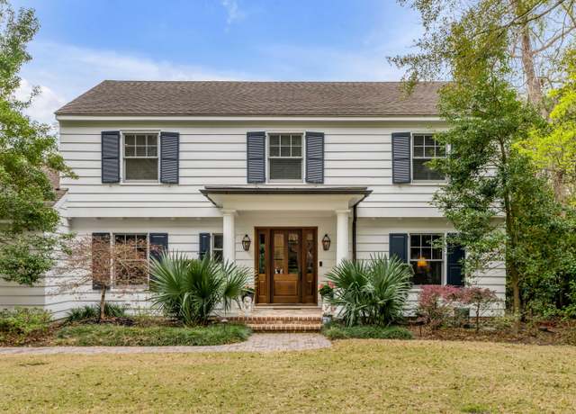 Property at 7 Guerard Rd, Charleston, SC 29407, 4 beds, 4 baths