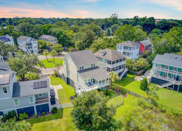Property at 4452 Hopes Cir, North Charleston, SC 29405, 4 beds, 2.5 baths