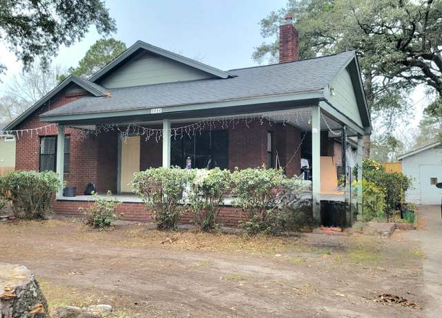 Property at 1616 Sumner Ave, North Charleston, SC 29406, 4 beds, 2 baths
