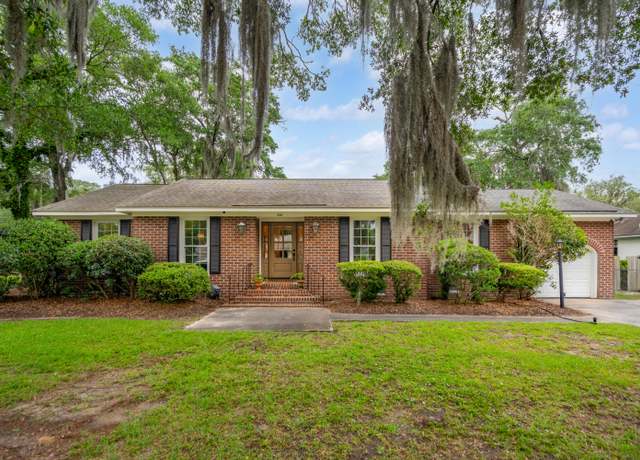 Property at 614 Beauregard St, Charleston, SC 29412, 3 beds, 2 baths