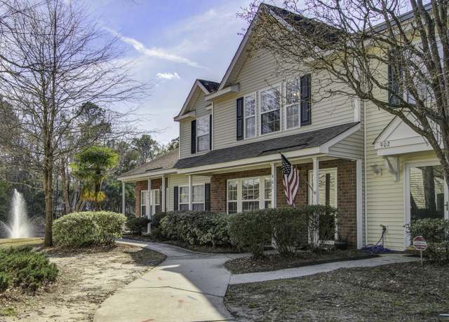 Property at 901 Elm Hall Cir, Summerville, SC 29483, 2 beds, 2.5 baths