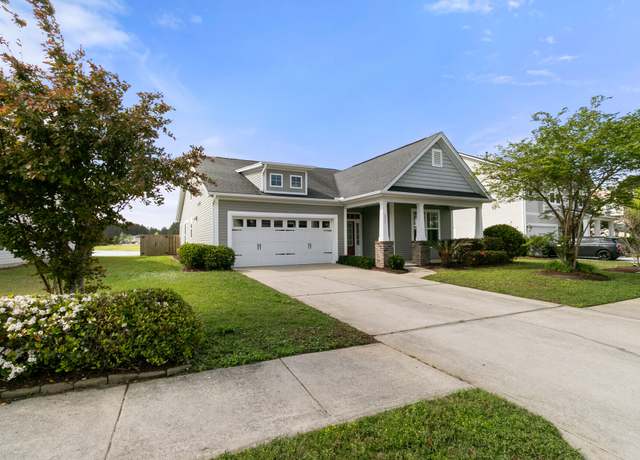 Property at 321 Sanctuary Park Dr, Summerville, SC 29486, 4 beds, 2.5 baths