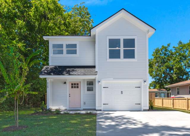 Property at 929 Battery Ave, Charleston, SC 29407, 3 beds, 2.5 baths