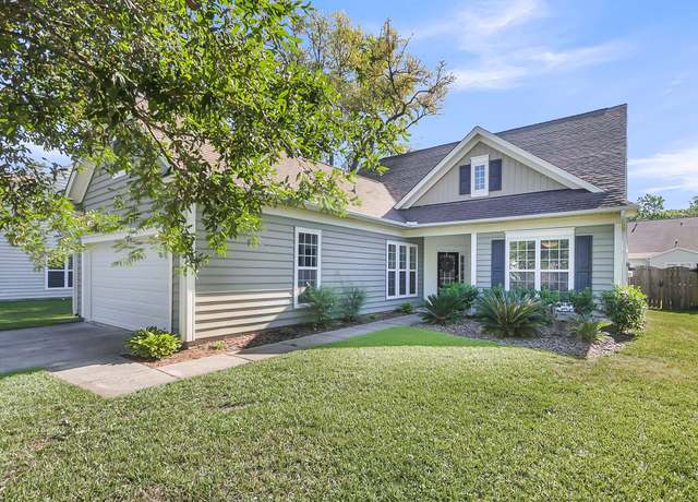 Property at 1572 Pixley St, Charleston, SC 29414, 4 beds, 3 baths
