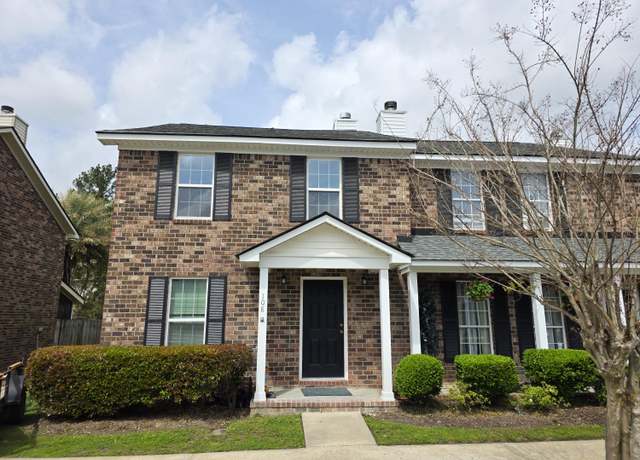 Property at 108 Sandlewood Dr, Summerville, SC 29483, 3 beds, 1.5 baths