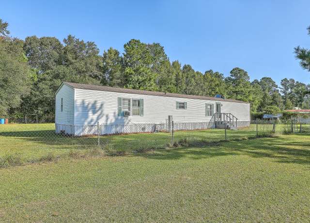 Property at 118 Rooster Ln, Saint Stephen, SC 29479, 3 beds, 2 baths