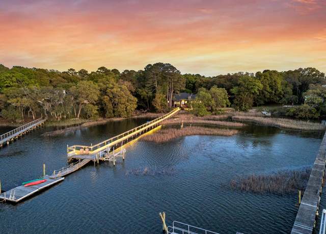 Property at 3610 Legareville Rd, Johns Island, SC 29455, 6 beds, 5.5 baths