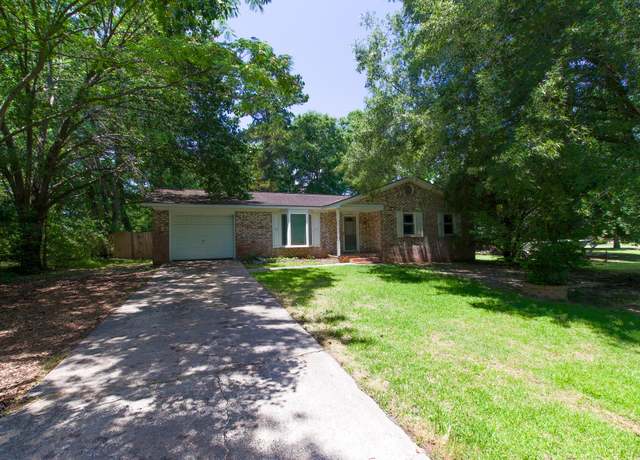 Property at 210 Froman Dr, Summerville, SC 29483, 3 beds, 2 baths