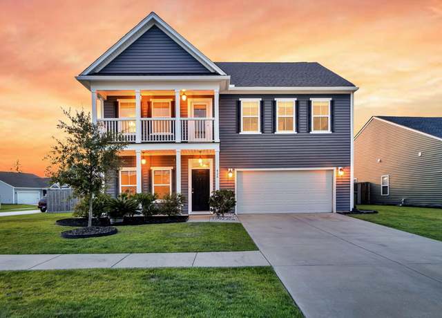 Property at 424 Carrara Dr, Summerville, SC 29486, 4 beds, 3 baths
