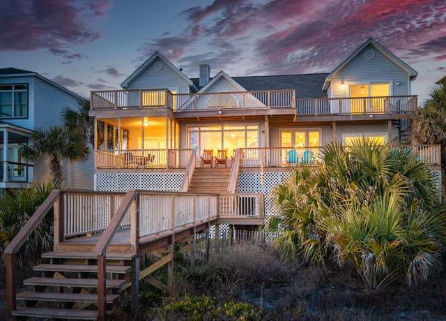 Property at 505 E Arctic Ave, Folly Beach, SC 29439, 4 beds, 4.5 baths