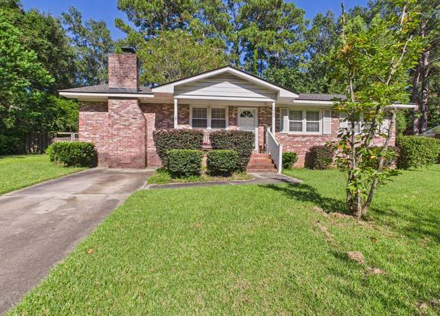 Property at 404 Forest Cir, Summerville, SC 29483, 3 beds, 1.5 baths