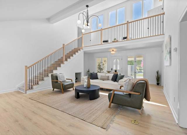 Property at 5286 Waterview Dr, North Charleston, SC 29418, 5 beds, 3.5 baths