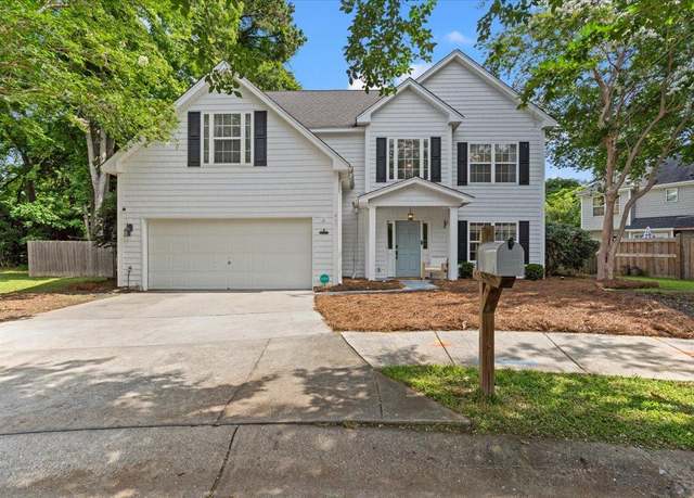 Property at 800 Heyward Cove Pl, Charleston, SC 29412, 4 beds, 2.5 baths