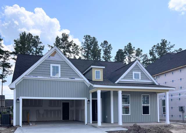 Property at 149 Seaton St, Summerville, SC 29486, 4 beds, 3 baths