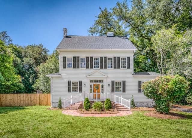 Property at 914 S Main St, Summerville, SC 29483, 4 beds, 3.5 baths