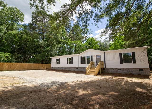 Property at 1030 Merell Ave, Bonneau, SC 29431, 4 beds, 2 baths