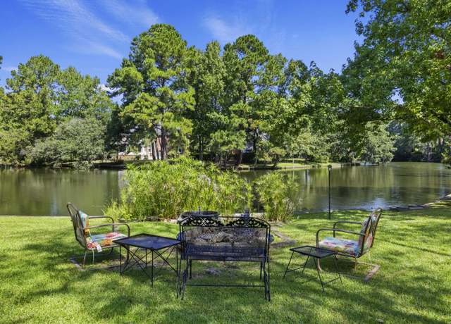 Property at 3168 Stanyarne Dr, Charleston, SC 29414, 4 beds, 2.5 baths