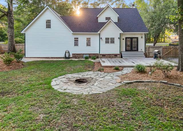 Property at 1260 Old Whitesville Rd, Moncks Corner, SC 29461, 4 beds, 2.5 baths