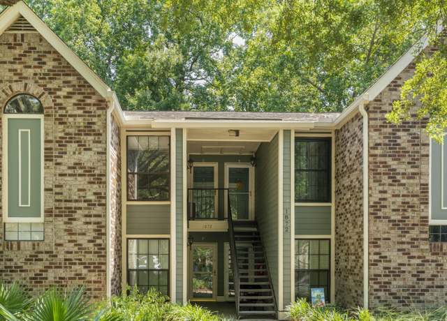 Property at 1872 Montclair Dr Unit C, Mount Pleasant, SC 29464, 3 beds, 2 baths