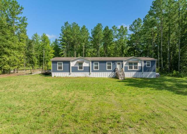 Property at 1844 Calamus Pond Rd, Summerville, SC 29486, 4 beds, 2 baths