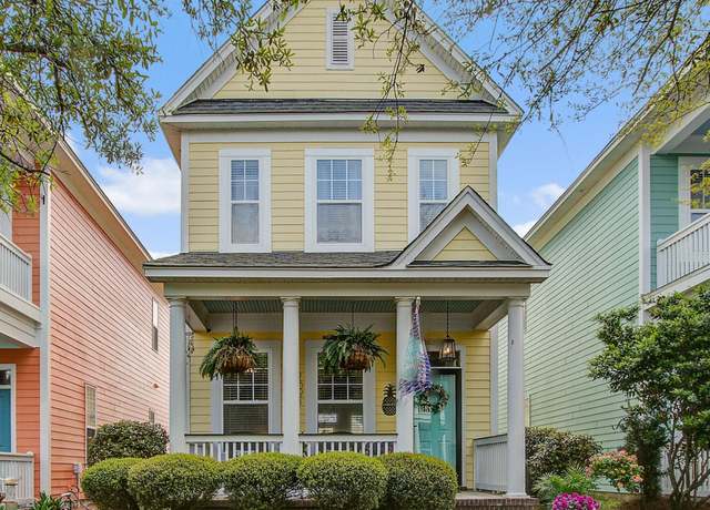 Property at 123 Hyacinth St, Summerville, SC 29483, 3 beds, 2.5 baths