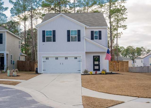 Property at 668 Silver Spruce St, Summerville, SC 29486, 5 beds, 3 baths