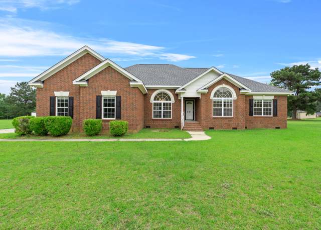 Property at 331 Kinard St, Orangeburg, SC 29118, 4 beds, 2.5 baths