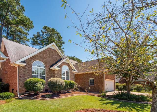 Property at 112 Carnoustie Ct, Summerville, SC 29483, 4 beds, 2.5 baths
