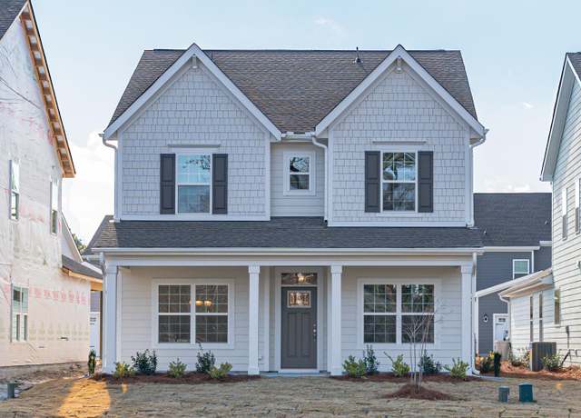 Property at 318 O'malley Dr, Summerville, SC 29483, 4 beds, 2.5 baths